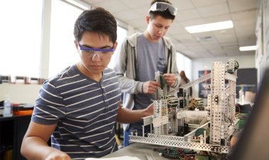 राज्यातील इंजिनीअरिंग कॉलेजांवर निरीक्षक नेमा - युवासेना सहसचिव कल्पेश यादव